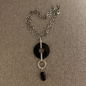 Cache Beautiful necklace